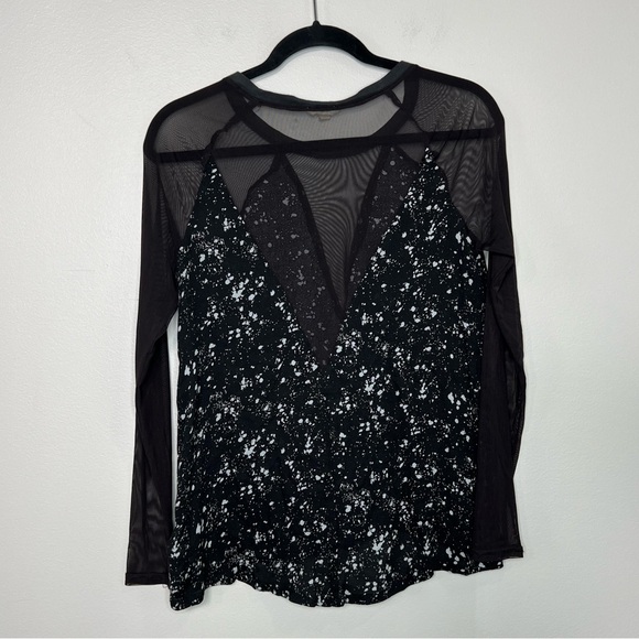 SILENCE + NOISE Splatter Print Sheer Mesh Long Sleeve Top size Small - Picture 8 of 13